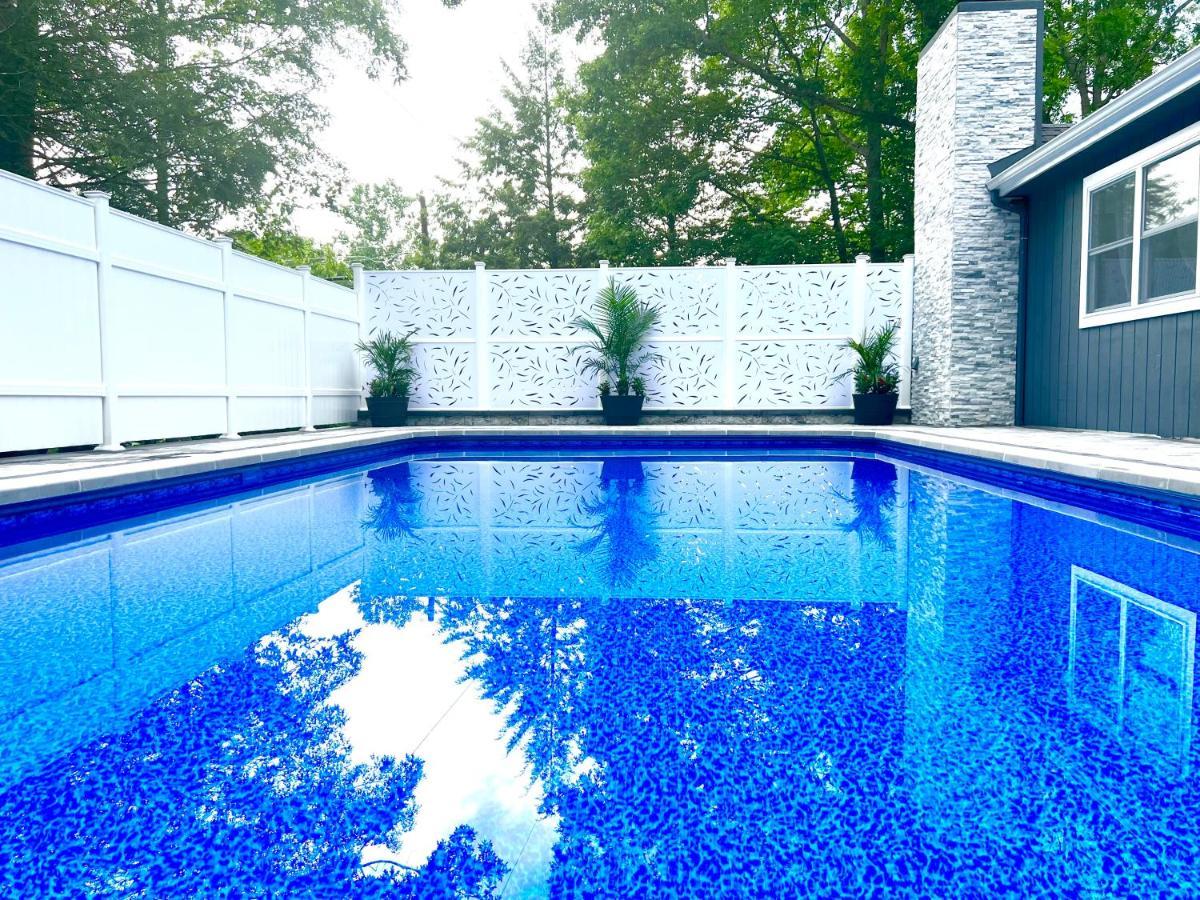 Amazing Poconos House . Sauna/Hot Tub/Private Pool East Stroudsburg Kültér fotó